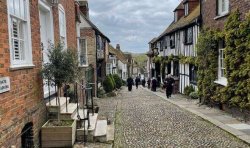 I visited England's most photographed street—I felt like I was in a movie